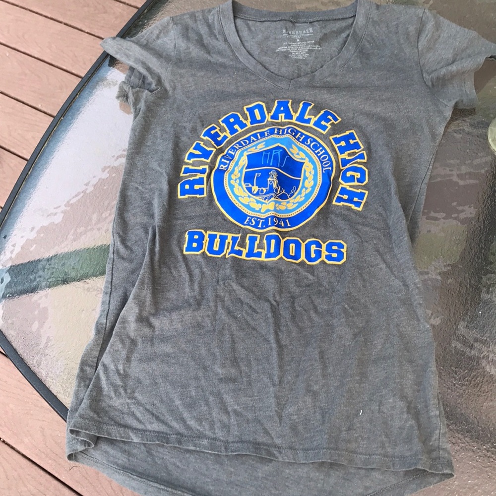 River dale t-shirt size s women’s grey